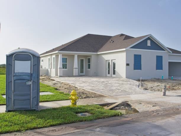 Best Portable bathroom rental  in Plattsburgh West, NY